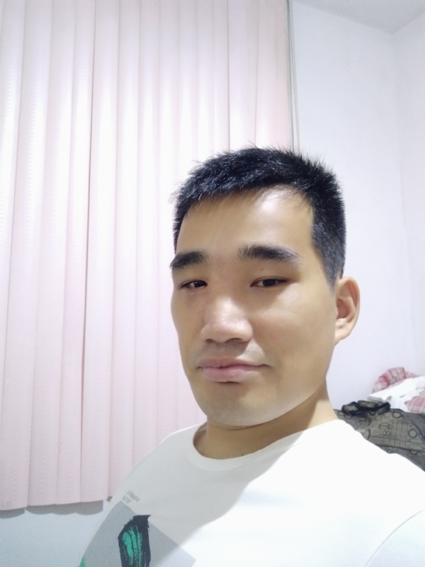 大男孩的第一张照片--武夷山征婚网