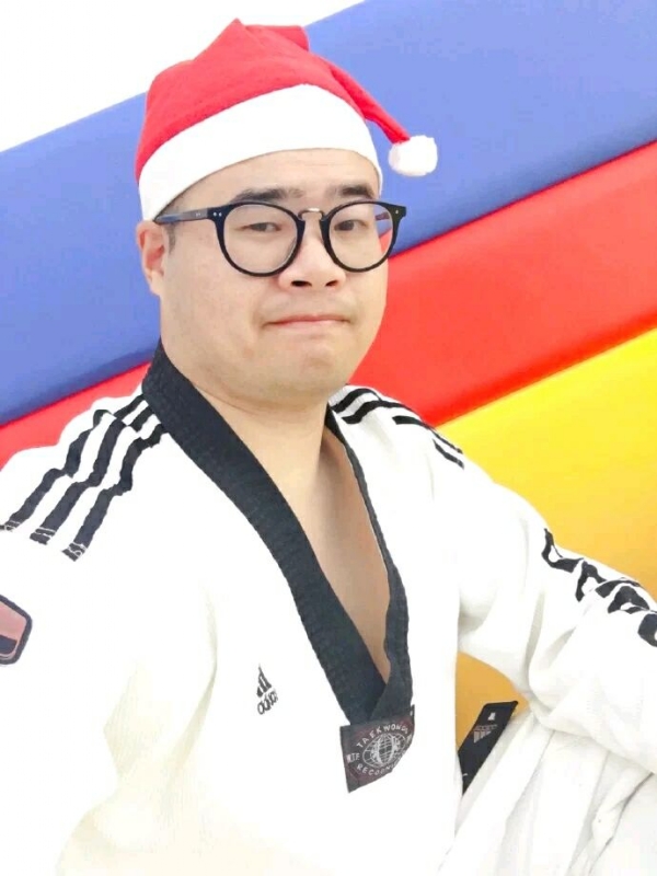 何当重相见的第一张照片--武夷山征婚网