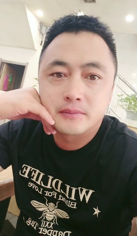 廖艾德的第一张照片--武夷山征婚网