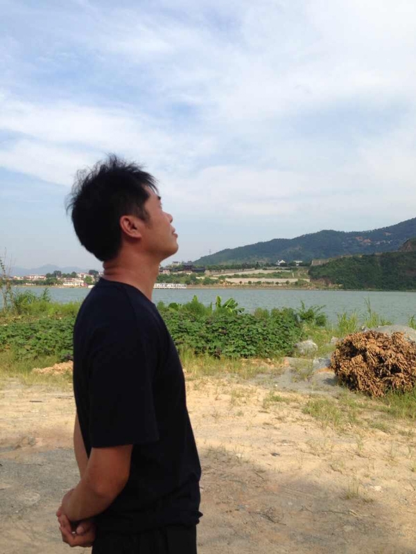 雾里看花的第一张照片--武夷山征婚网