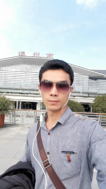 错把真心喂了狗的第三张照片--武夷山征婚网