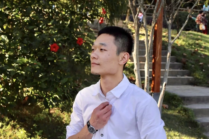 落落大方的第一张照片--武夷山征婚网
