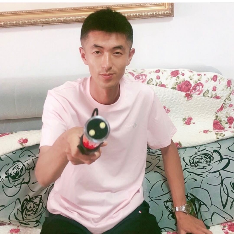 转身留下孤独的她的第一张照片--武夷山征婚网