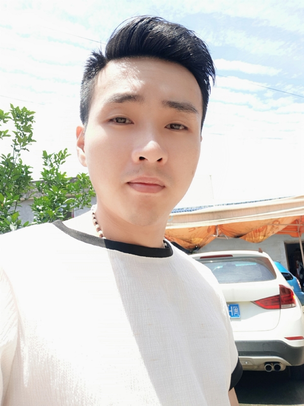人间烟火的第一张照片--武夷山征婚网