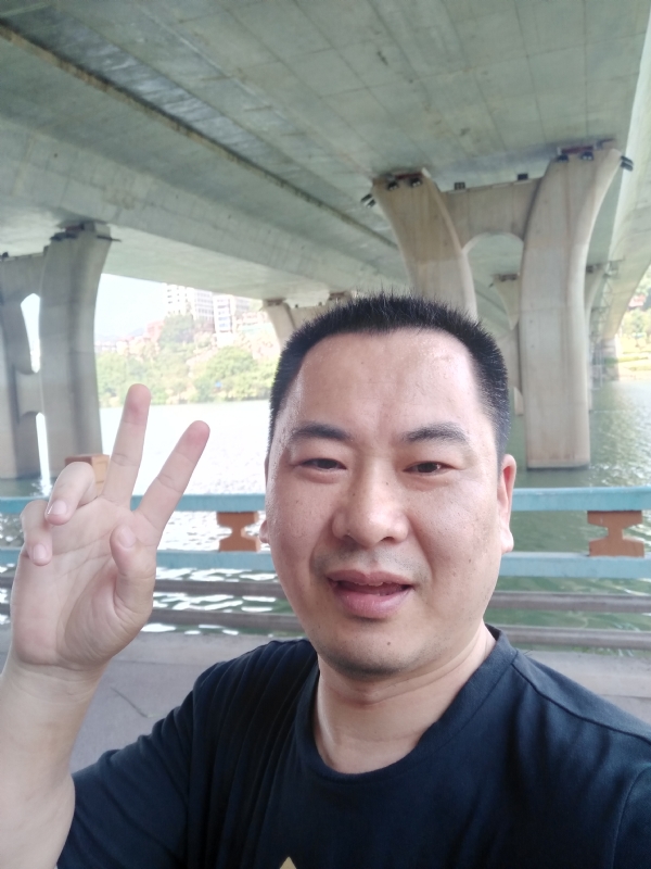 上人的第一张照片--武夷山征婚网