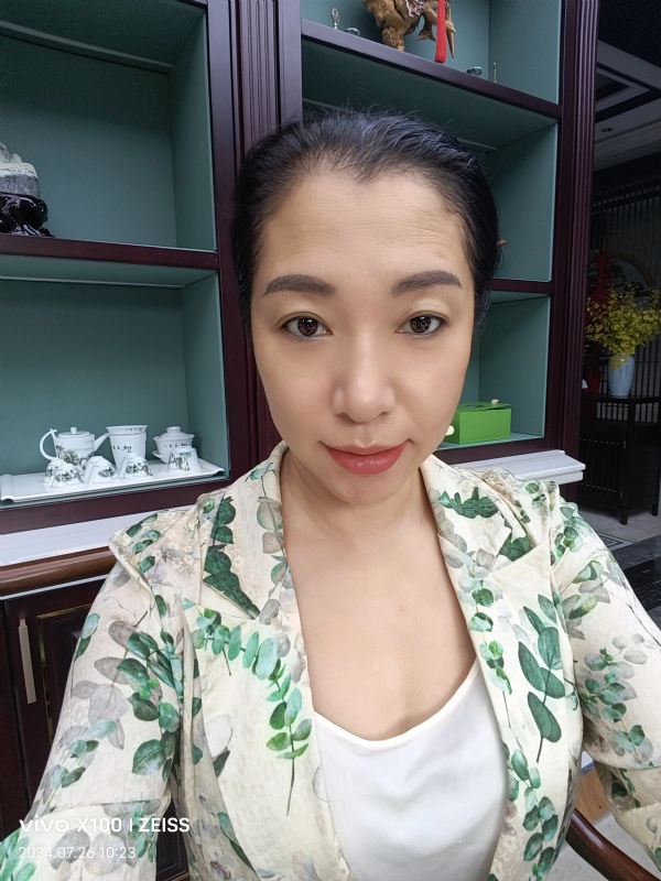仝馨的第三张照片--武夷山征婚网