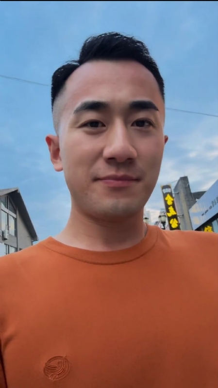 往事随风的第一张照片--武夷山征婚网